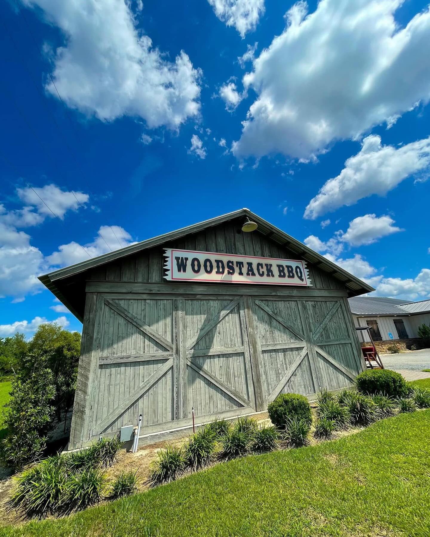 Woodstack Bbq Tavern