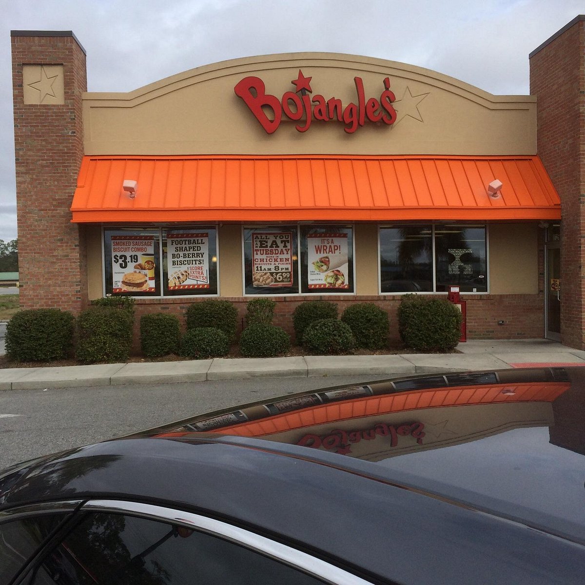 Bojangles Chicken N Biscuits